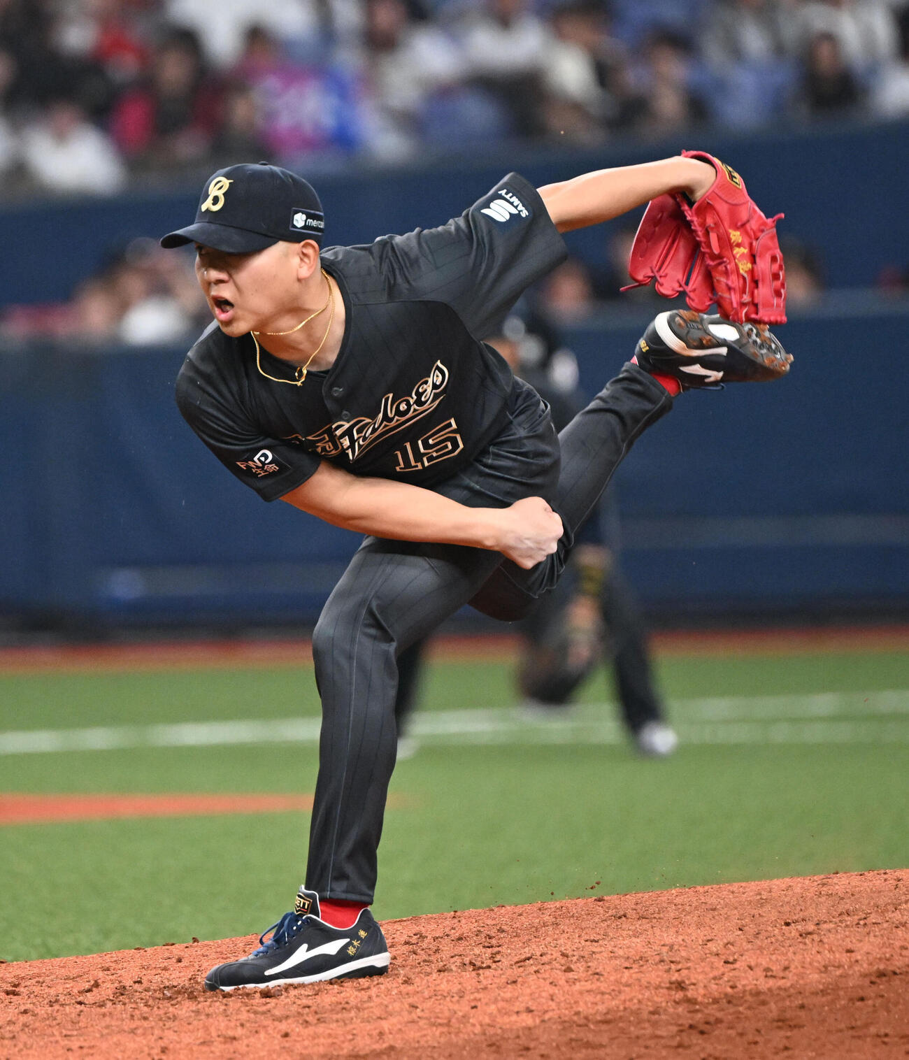 オリックス対楽天　8回に登板するオリックス椋木（撮影・和賀正仁）