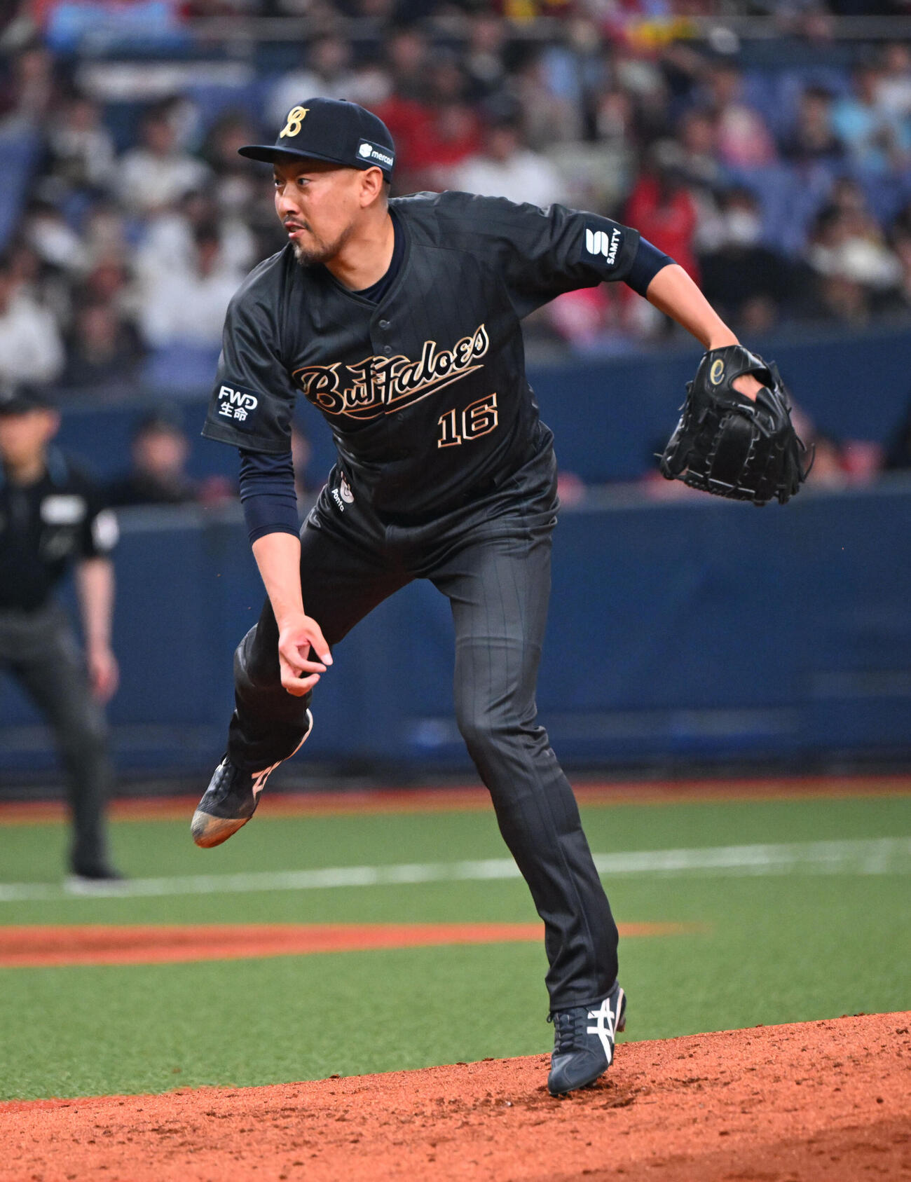 オリックス対楽天　5回に登板するオリックス平野（撮影・和賀正仁）
