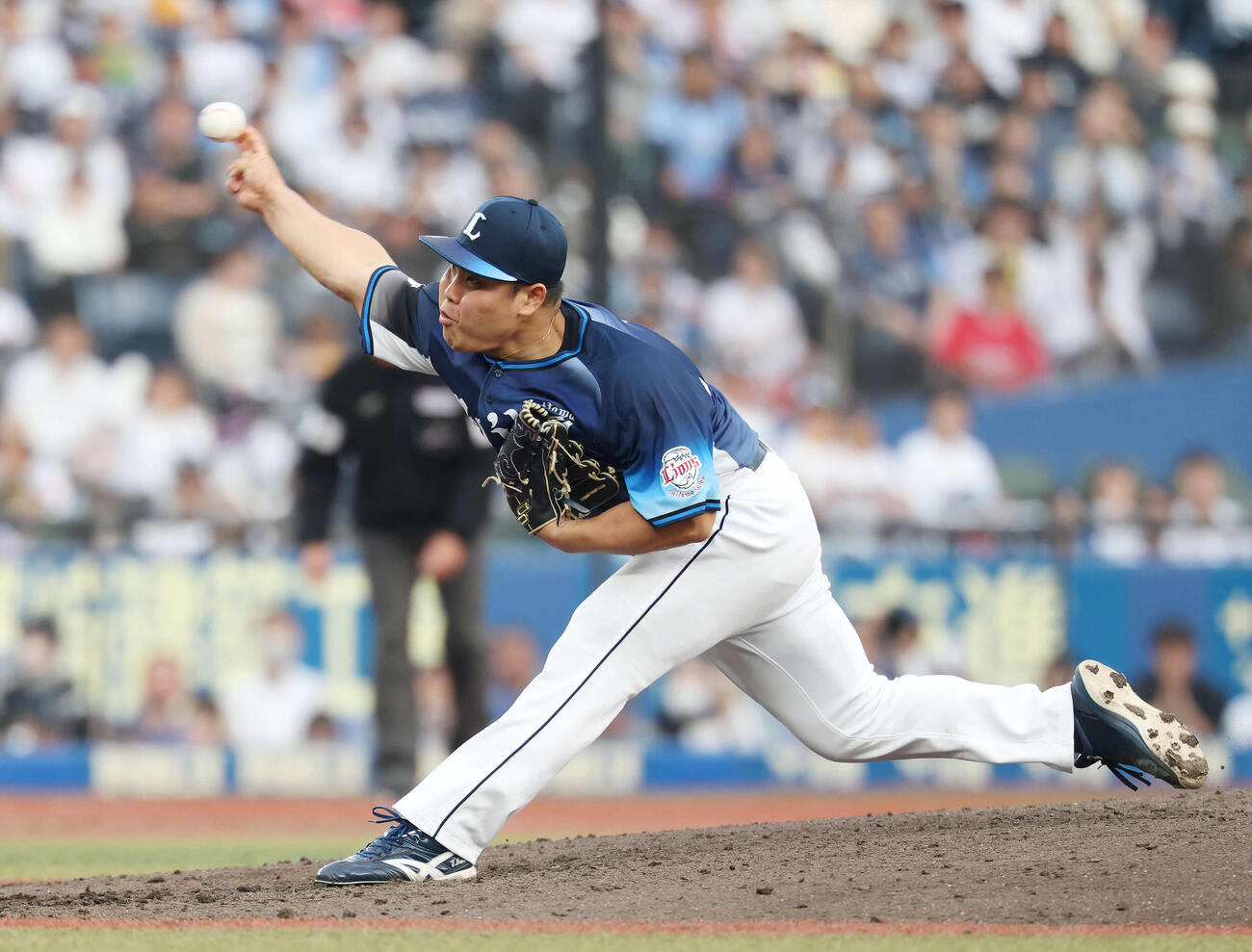ロッテ対西武　西武先発の平良（撮影・宮地輝）