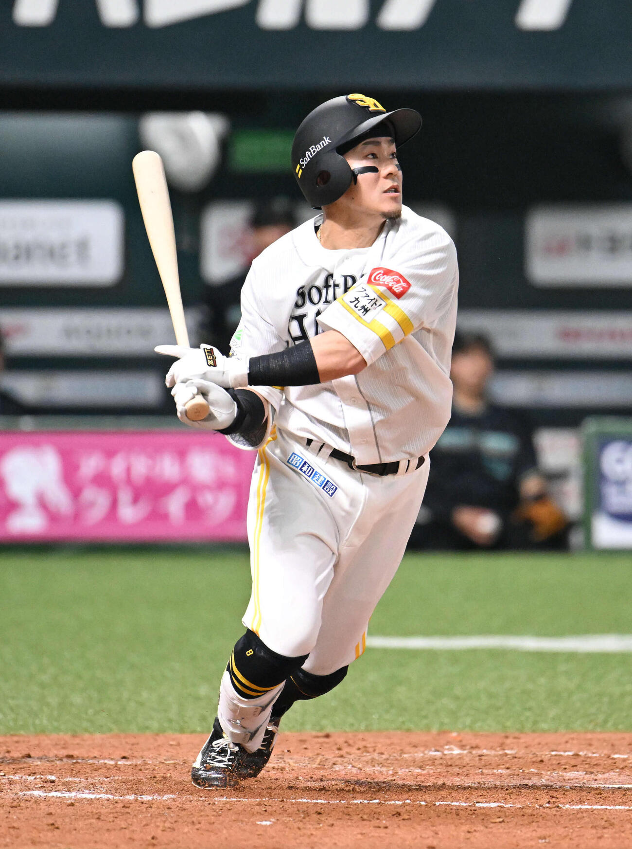 ソフトバンク対日本ハム　2回裏ソフトバンク無死二塁、牧原大は安打を放つ（撮影・林敢治）