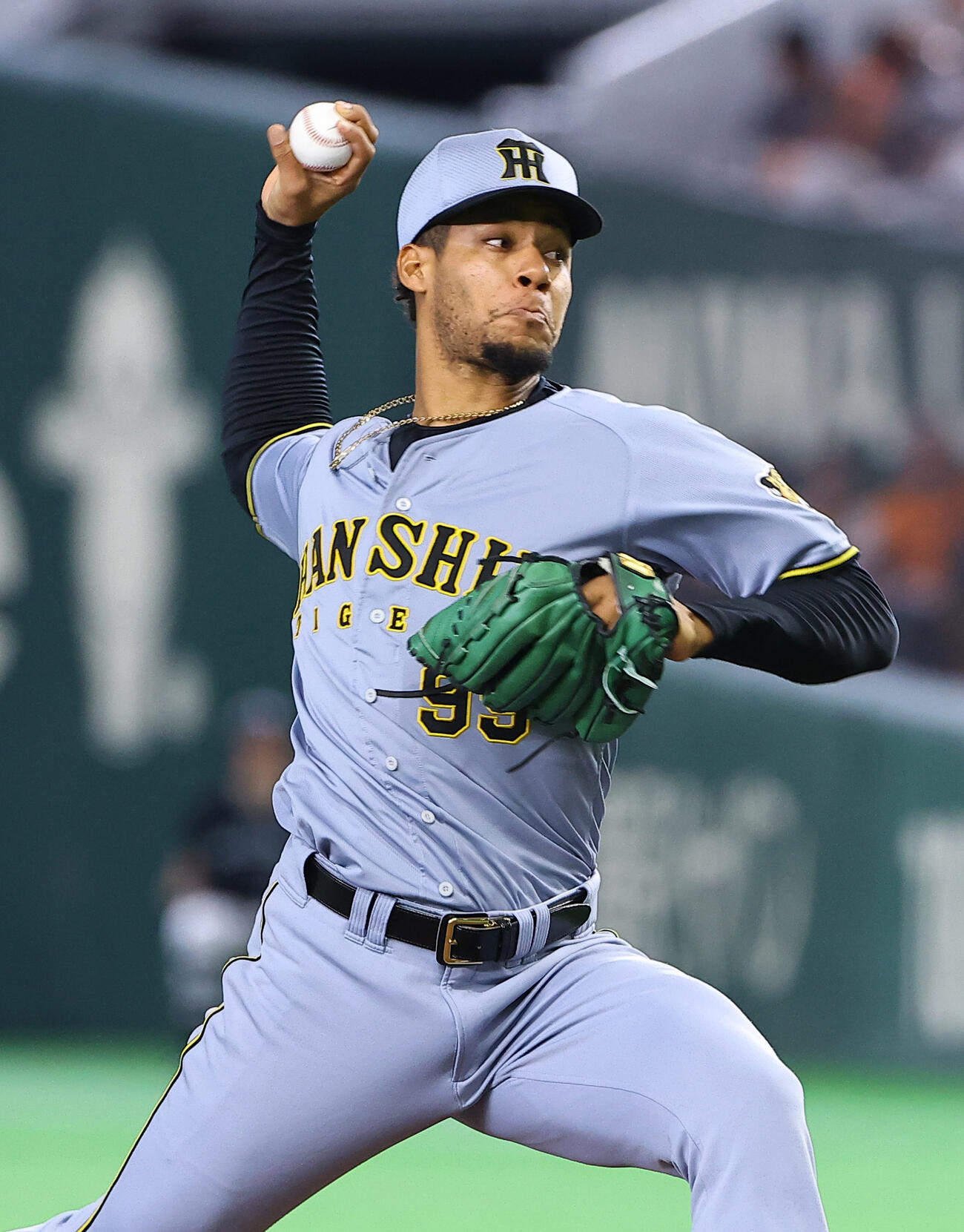 巨人対阪神　阪神6番手のモレッタ（撮影・上田博志）