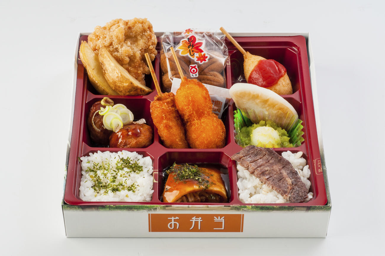 人生弁当（楽天野球団提供）