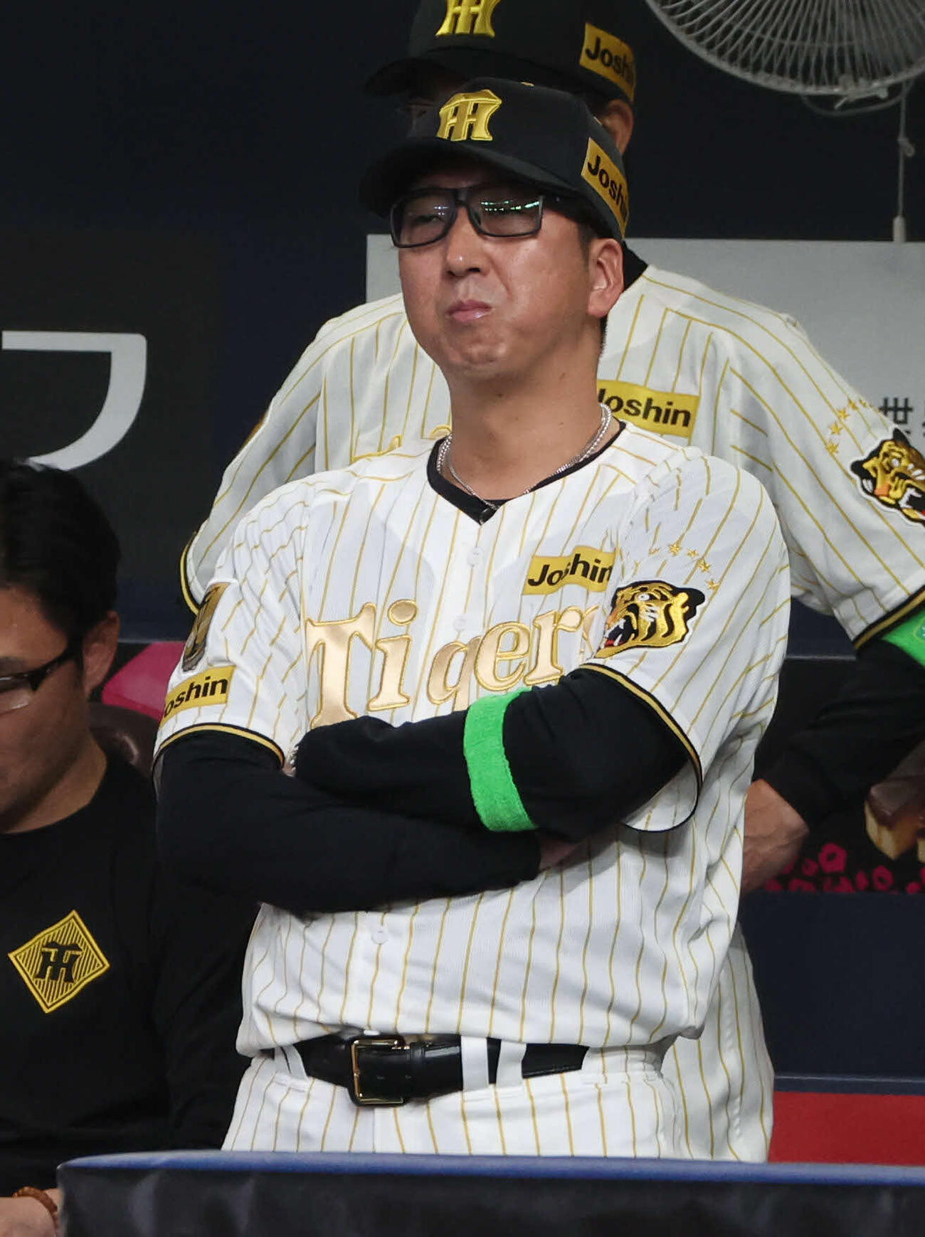 阪神対DeNA　試合を見守る阪神藤川監督（撮影・西尾就之）