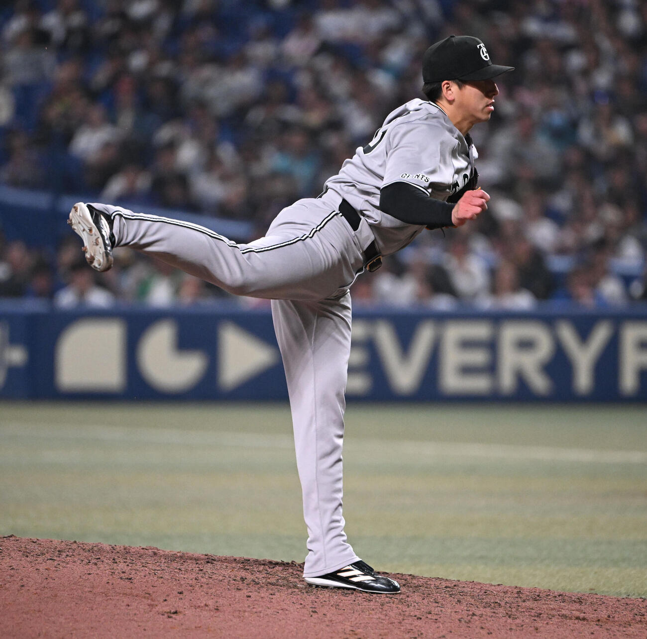 中日対巨人　9回を締める巨人大勢（撮影・和賀正仁）
