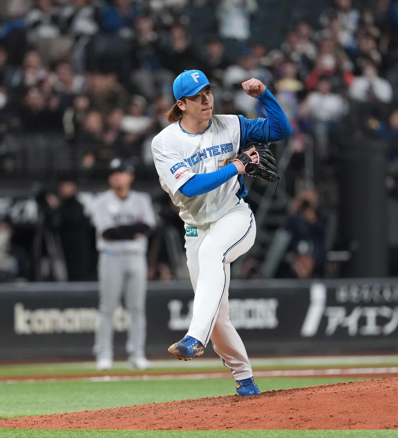 日本ハム対ロッテ　8回を無安打無失点で終えた細野（撮影・井上学）