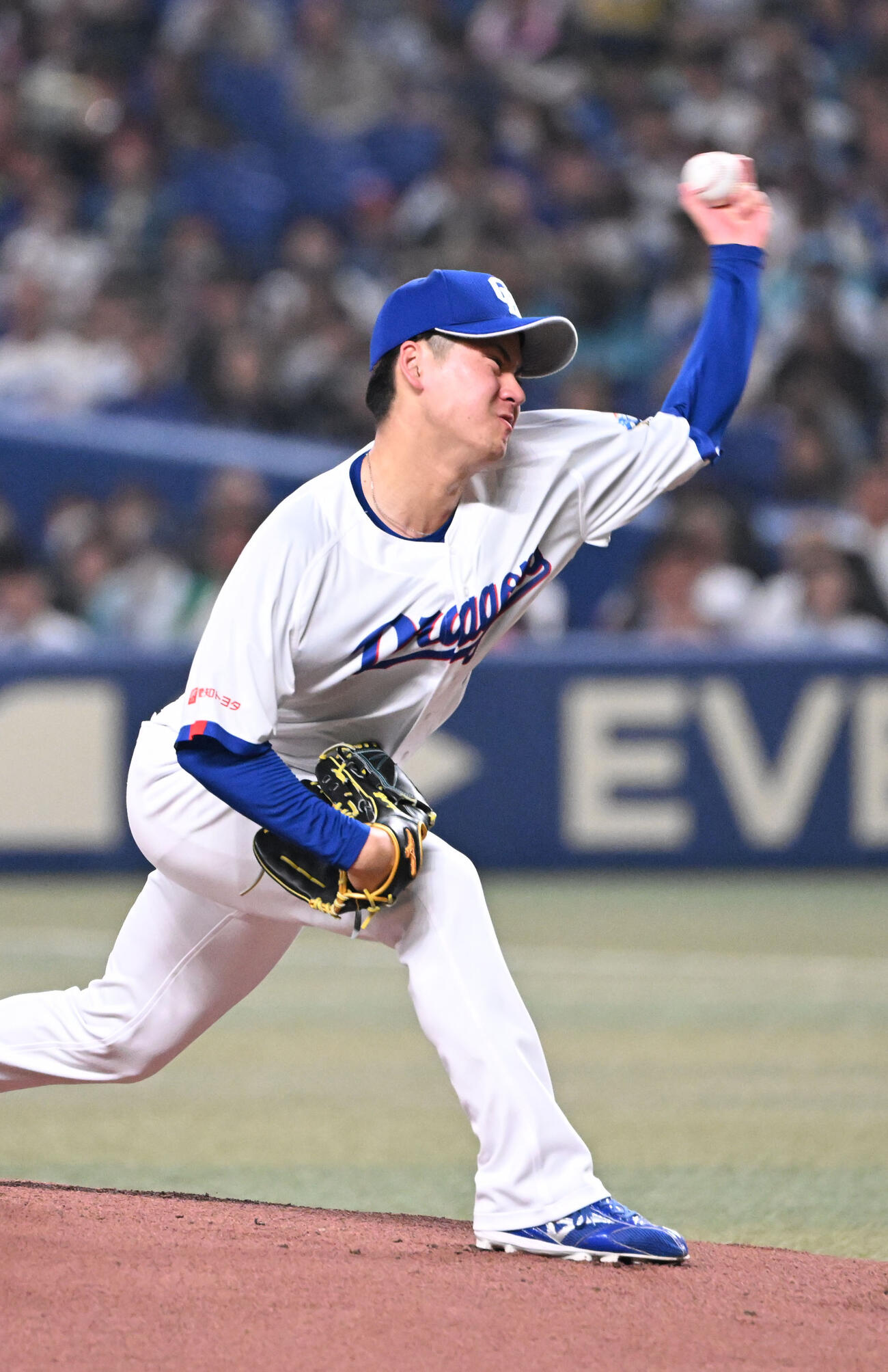 中日対巨人　先発する中日金丸（撮影・和賀正仁）
