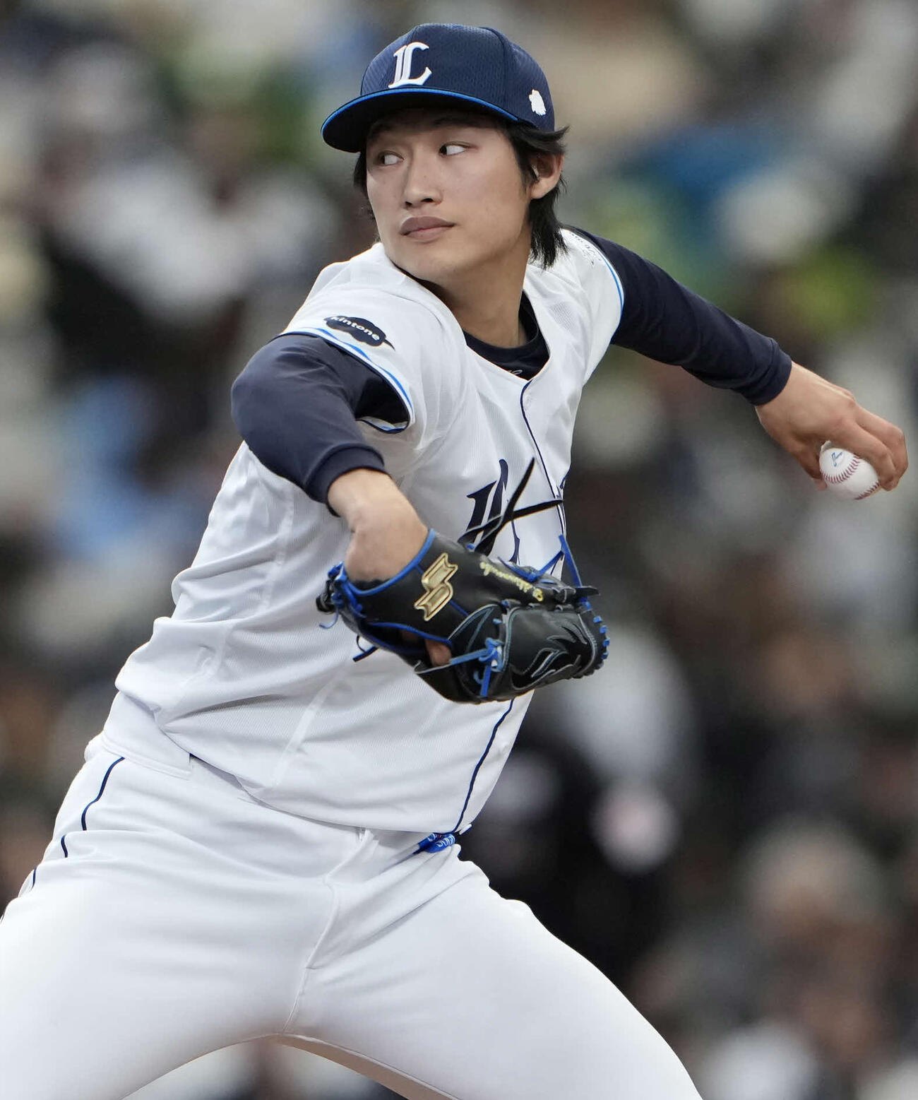 西武対オリックス　　8回表3番手で登板する西武羽田（撮影・小島史椰）