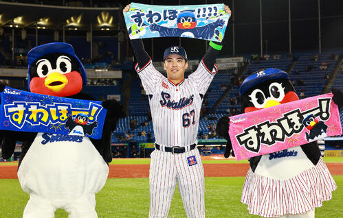 ヤクルト】つば九郎「空中くるりんぱ」この日も披露せず 代わりに