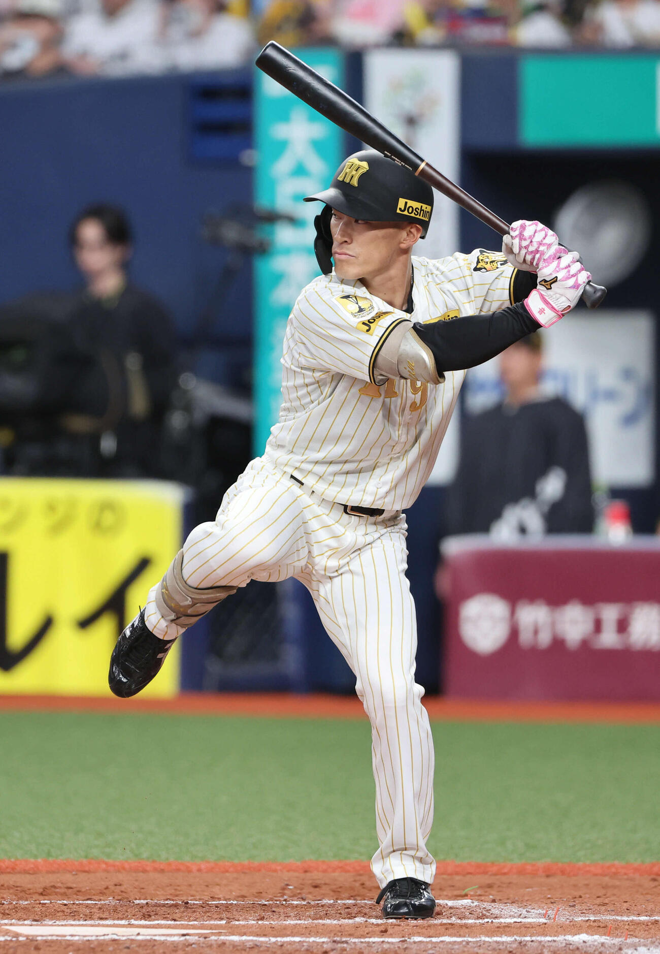 阪神対DeNA 7回裏阪神無死、プロ初打席に立つ福島（撮影・西尾就之）