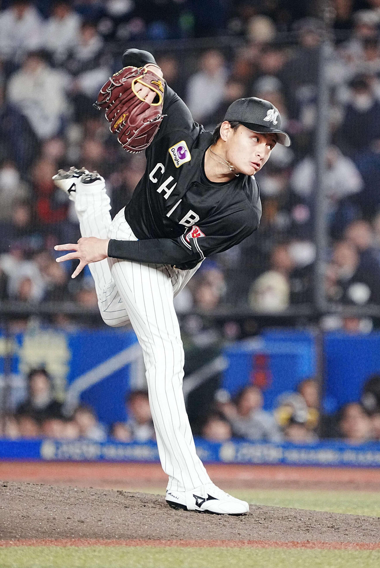ロッテ対ソフトバンク　ロッテ先発の毛利（撮影・小沢裕）