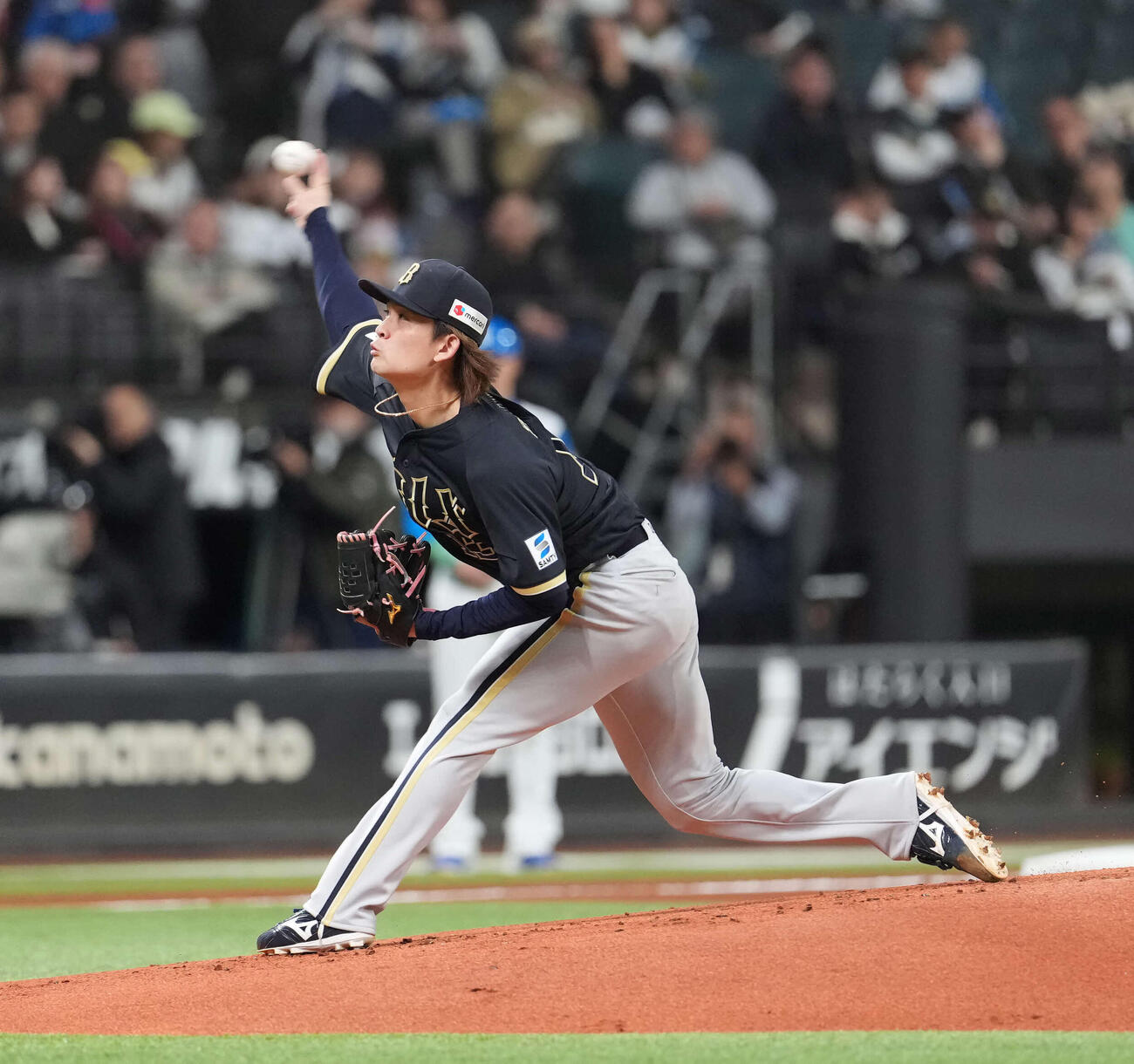 日本ハム対オリックス　力投するオリックス先発の寺西（撮影・井上学）