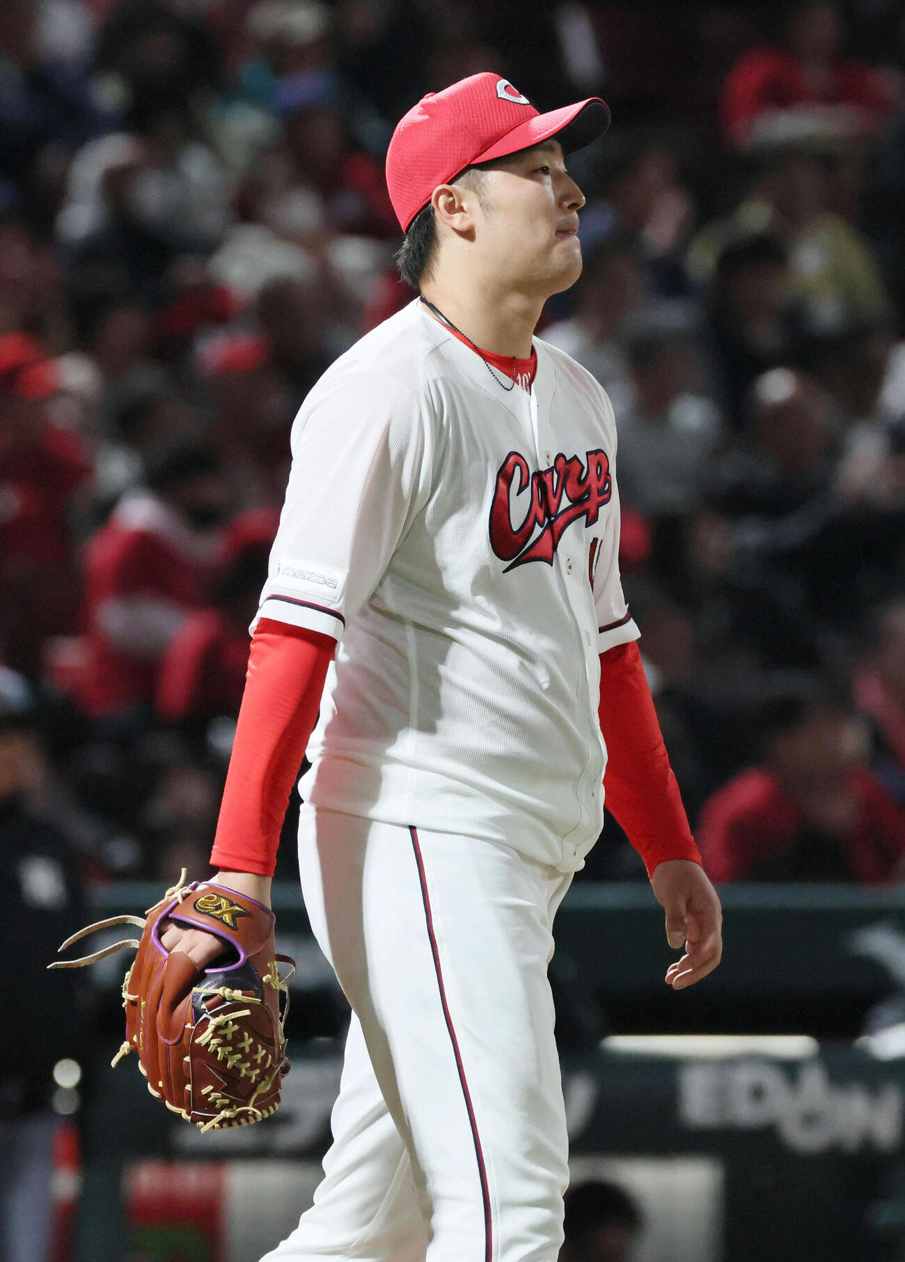 広島対阪神　6回表阪神1死満塁、坂本に中犠飛を浴びた床田（撮影・加藤孝規）