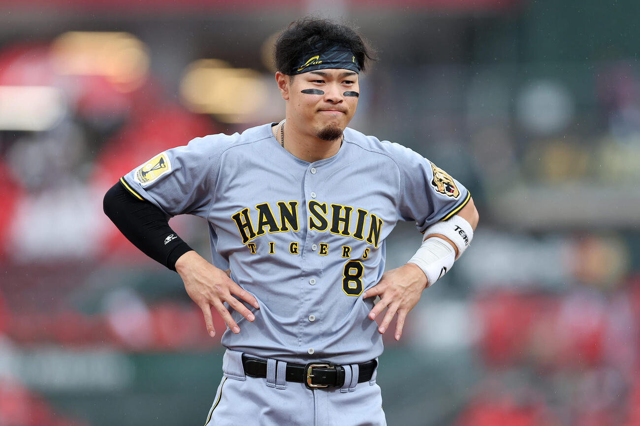 広島対阪神　1回表、先制適時打を放った阪神佐藤（撮影・前田充）