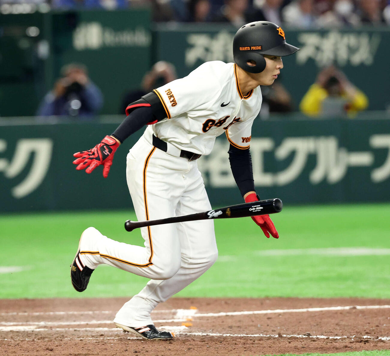 巨人対DeNA 7回裏巨人2死一塁、宇都宮は三塁内野安打でプロ初安打とする（撮影・浅見桂子）