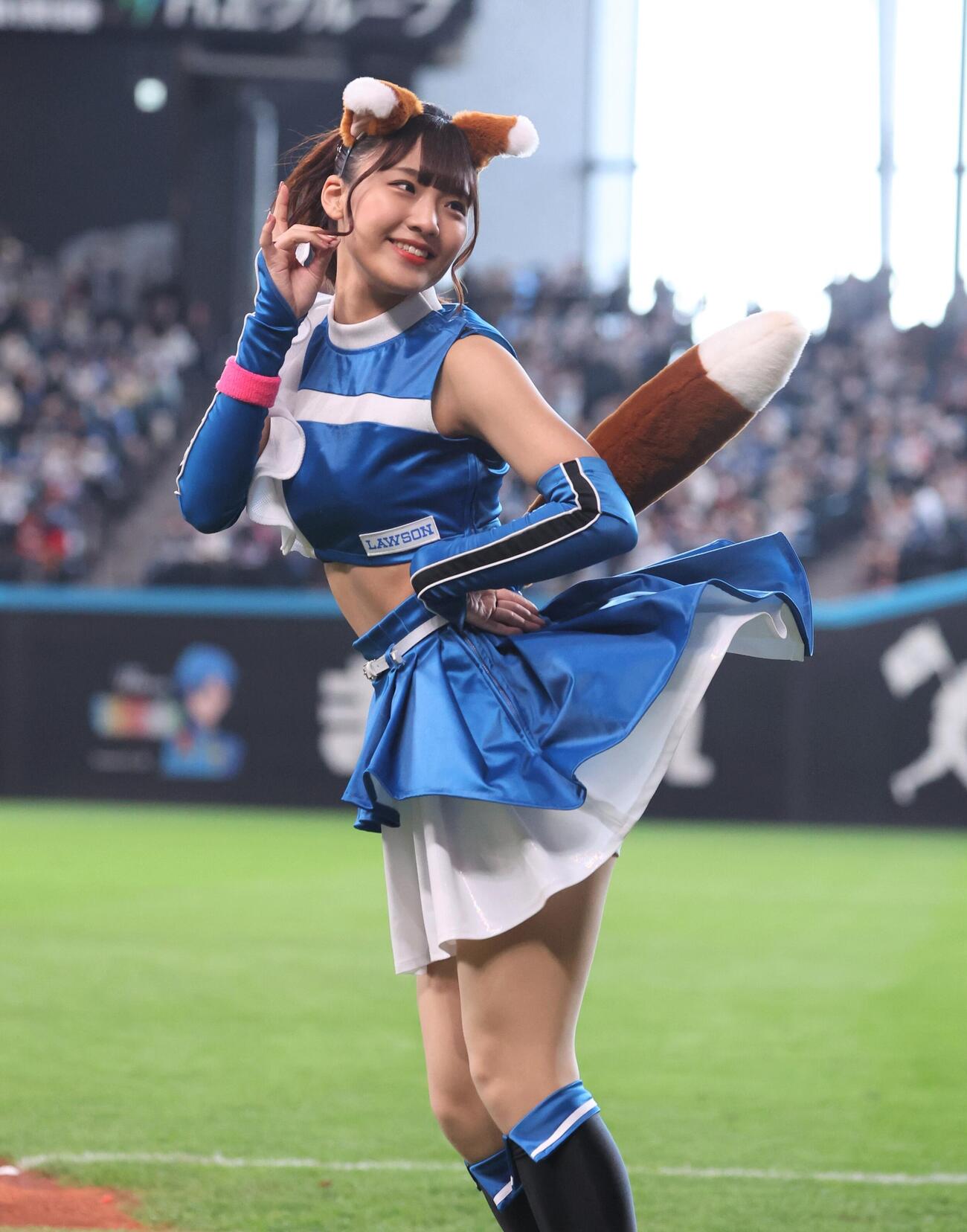 ファイターズガール時代にエスコンフィールドで踊る工藤
