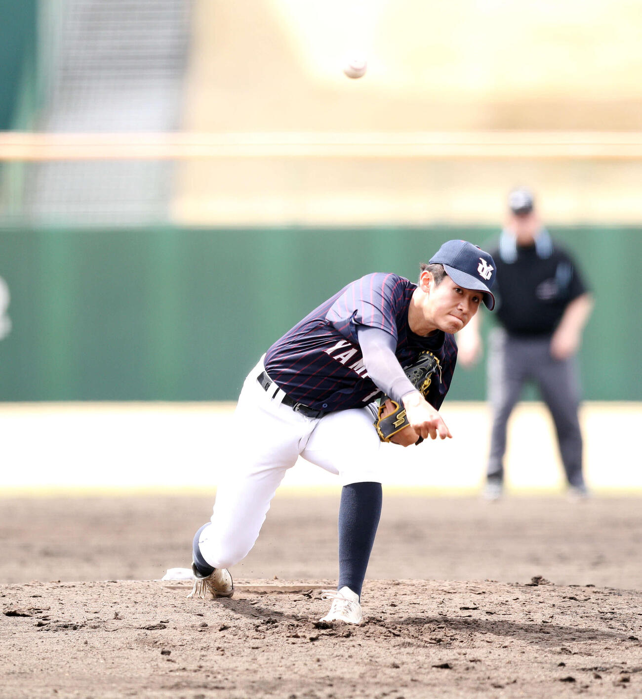 福島大対山形大　完封した山形大・佐藤（撮影・木村有優）