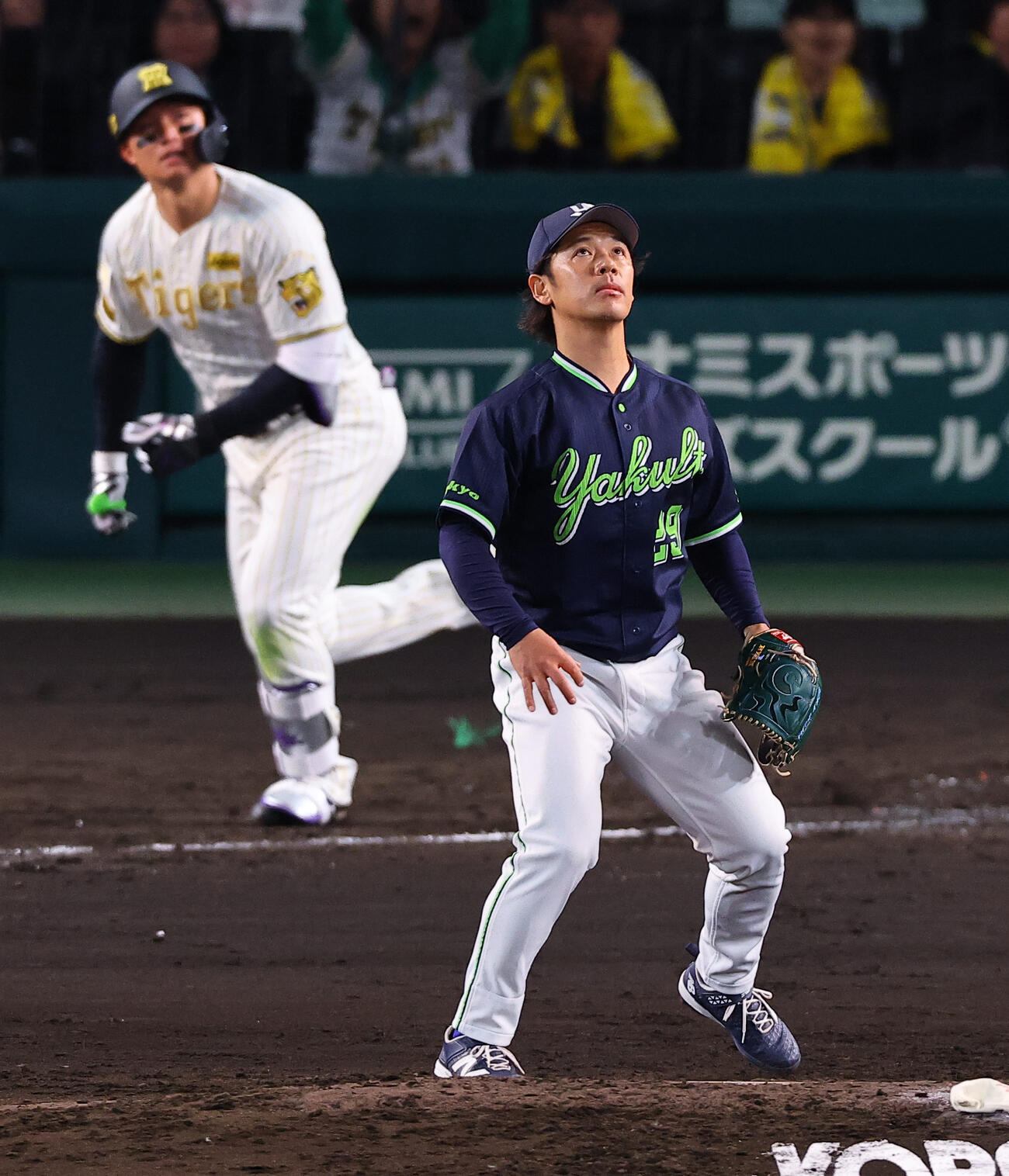 阪神対ヤクルト　5回裏阪神2死二塁、小川は森下に2点本塁打を浴びる（撮影・上田博志
