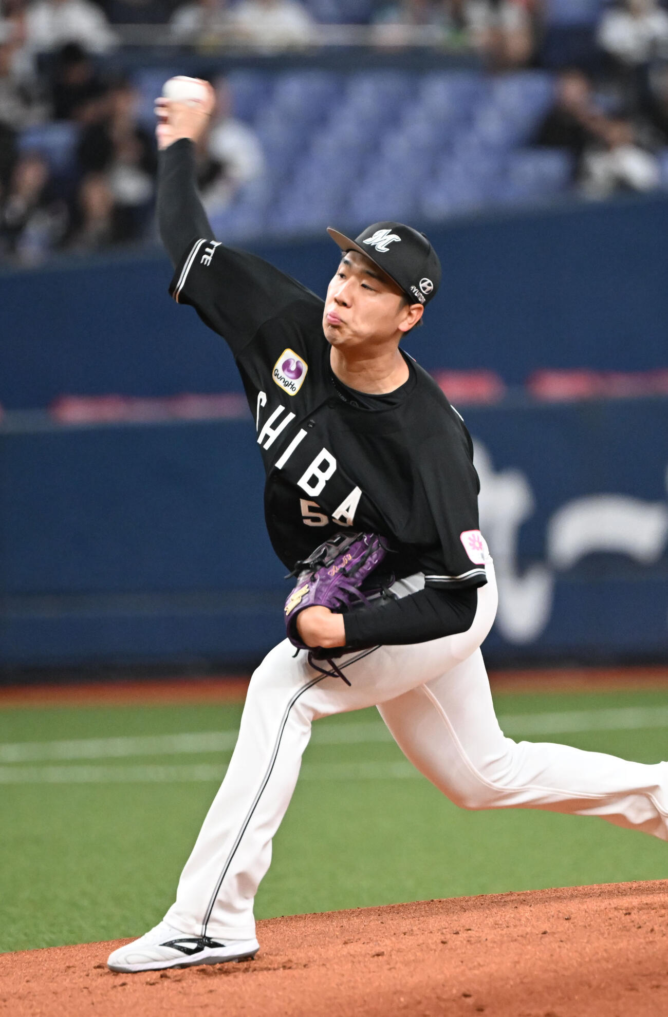 オリックス対ロッテ　先発するロッテ木村（撮影・和賀正仁）