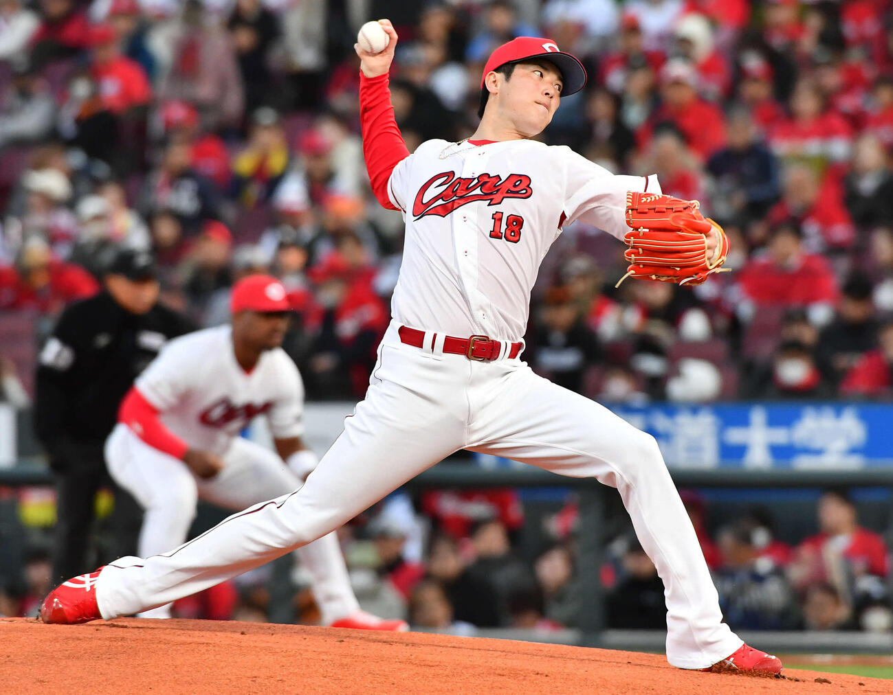 広島対巨人　広島先発の森下（撮影・岩下翔太）