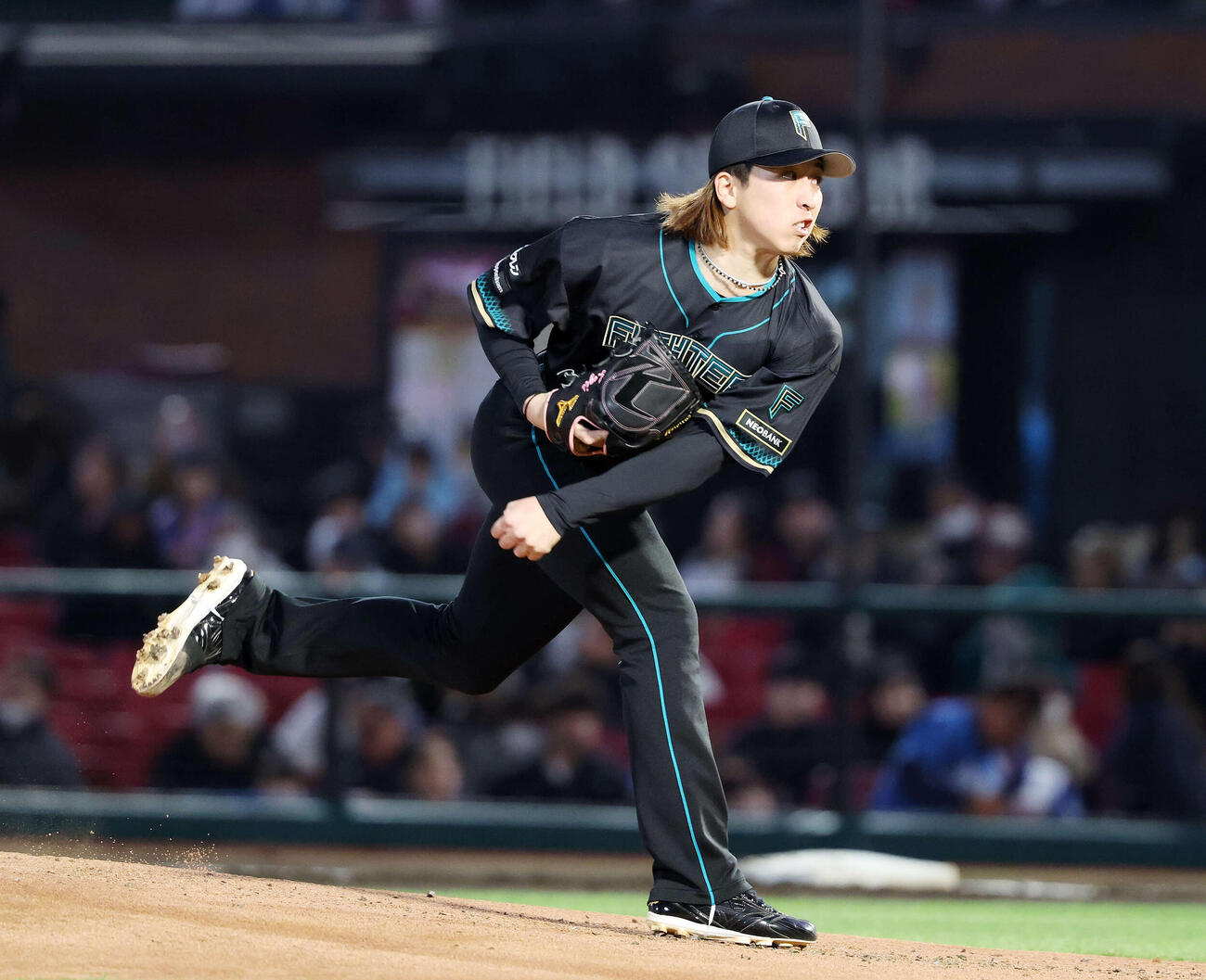 楽天対日本ハム　力投する日本ハム先発の細野（撮影・鈴木正人）　