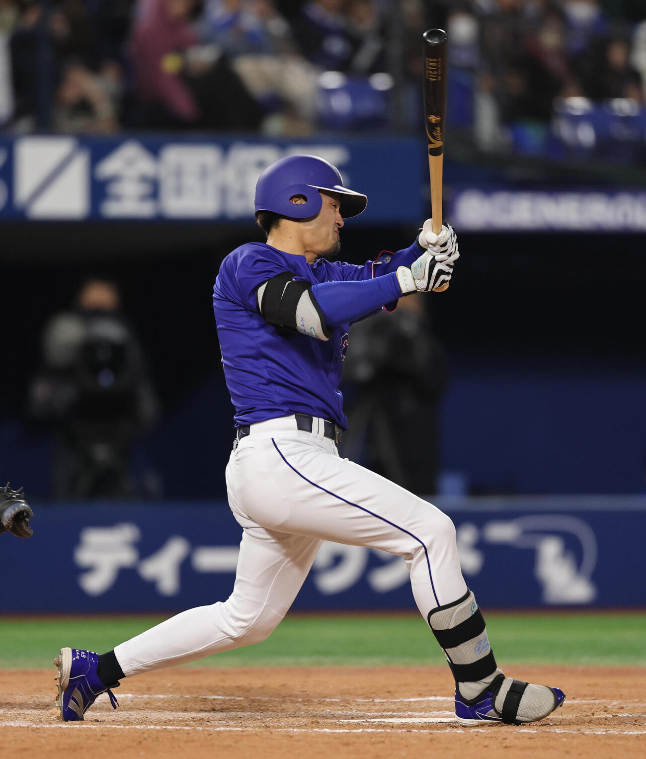 DeNA対中日　9回表中日無死一塁、2点本塁打を放つ板山（撮影・野上伸悟）