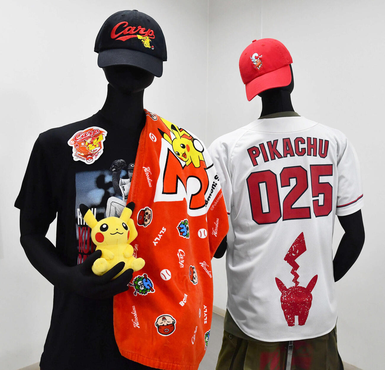 広島とポケットモンスターとのコラボグッズ（撮影・岩下翔太）