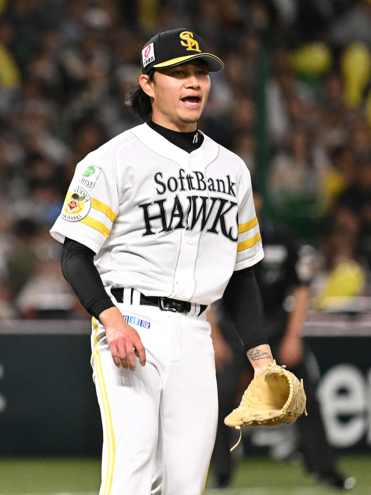 ソフトバンク対西武　7回表西武2死一塁、打者源田を空振り三振に仕留め吠える徐若熙（撮影・林敢治）