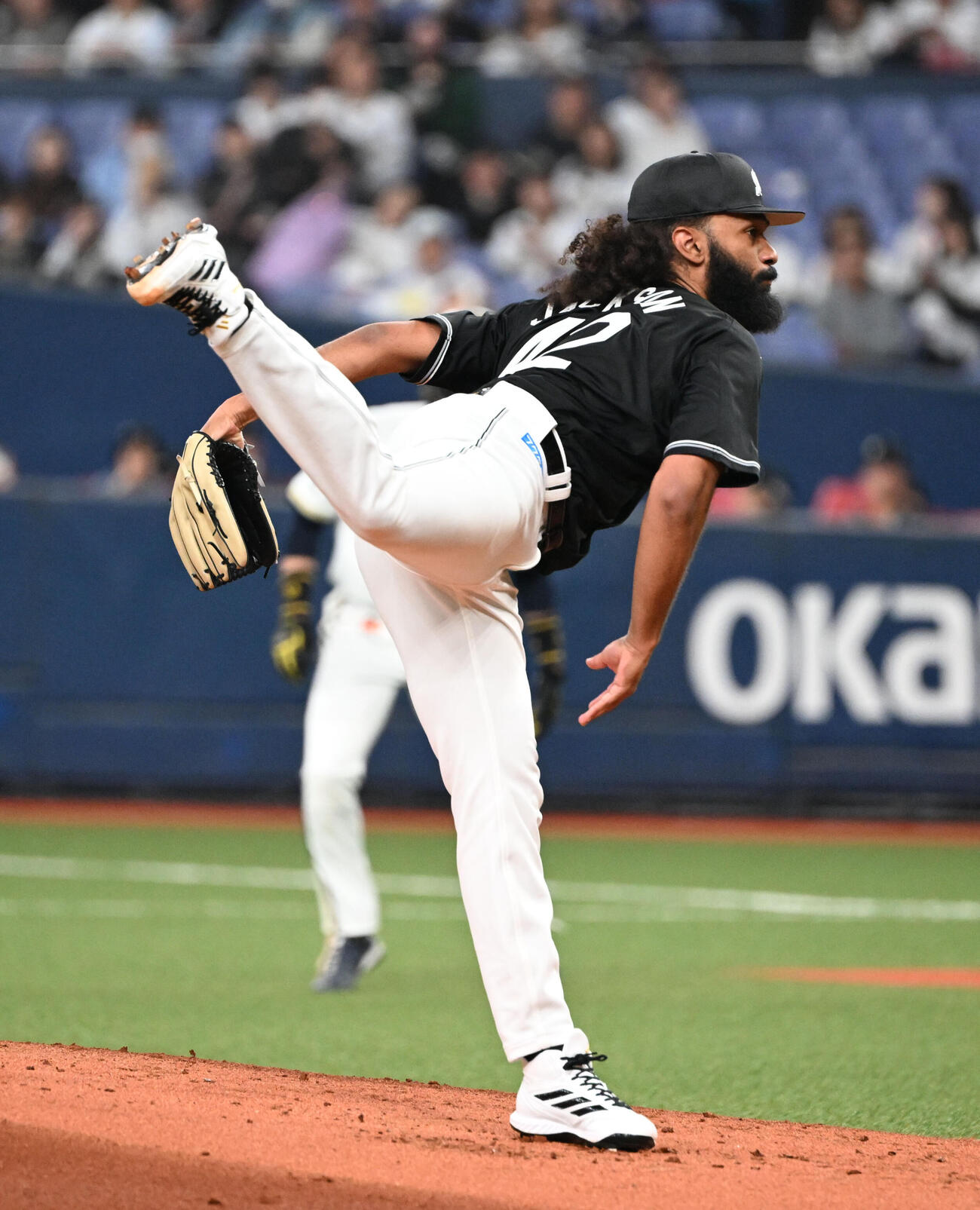 オリックス対ロッテ　先発するロッテジャクソン（撮影・和賀正仁）