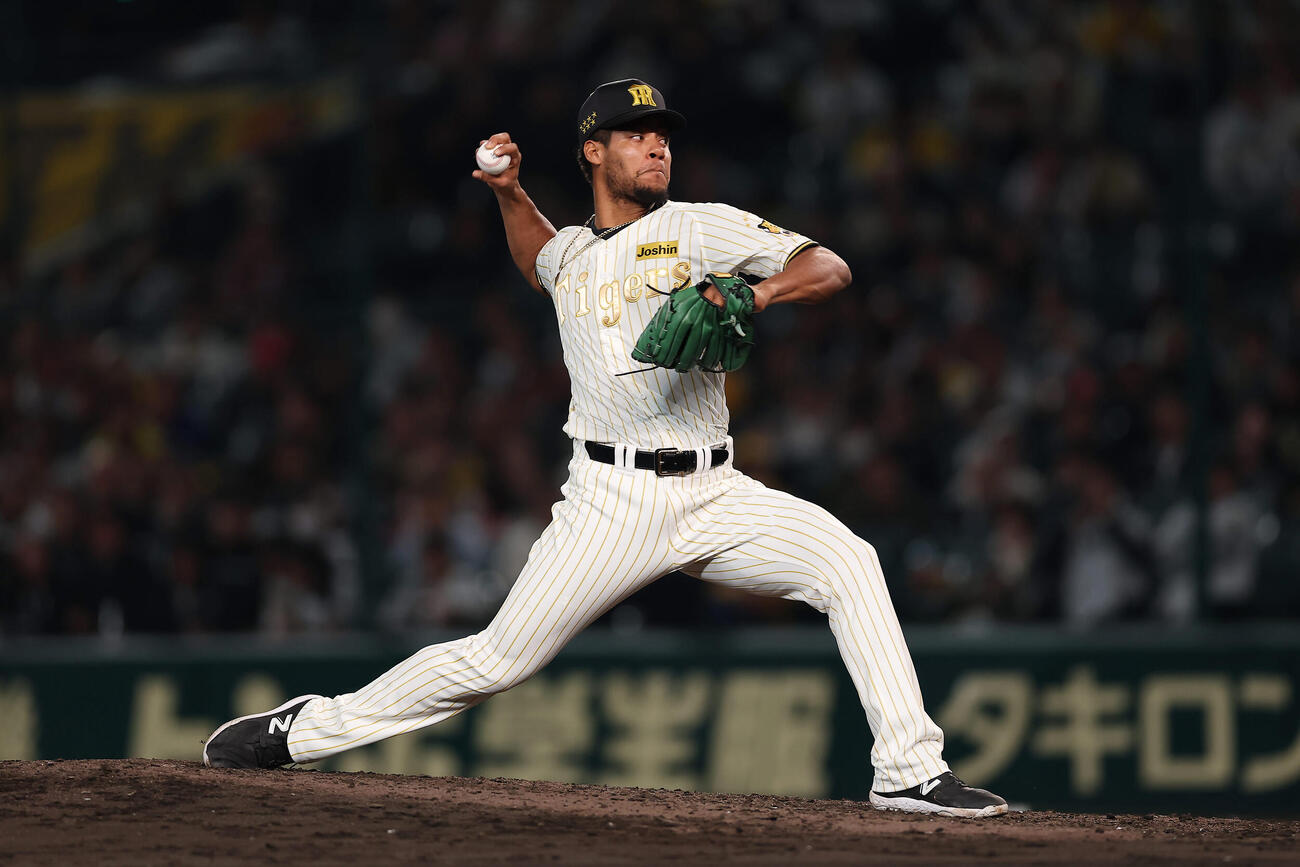 阪神対ヤクルト　阪神5番手のモレッタ（撮影・前田充）