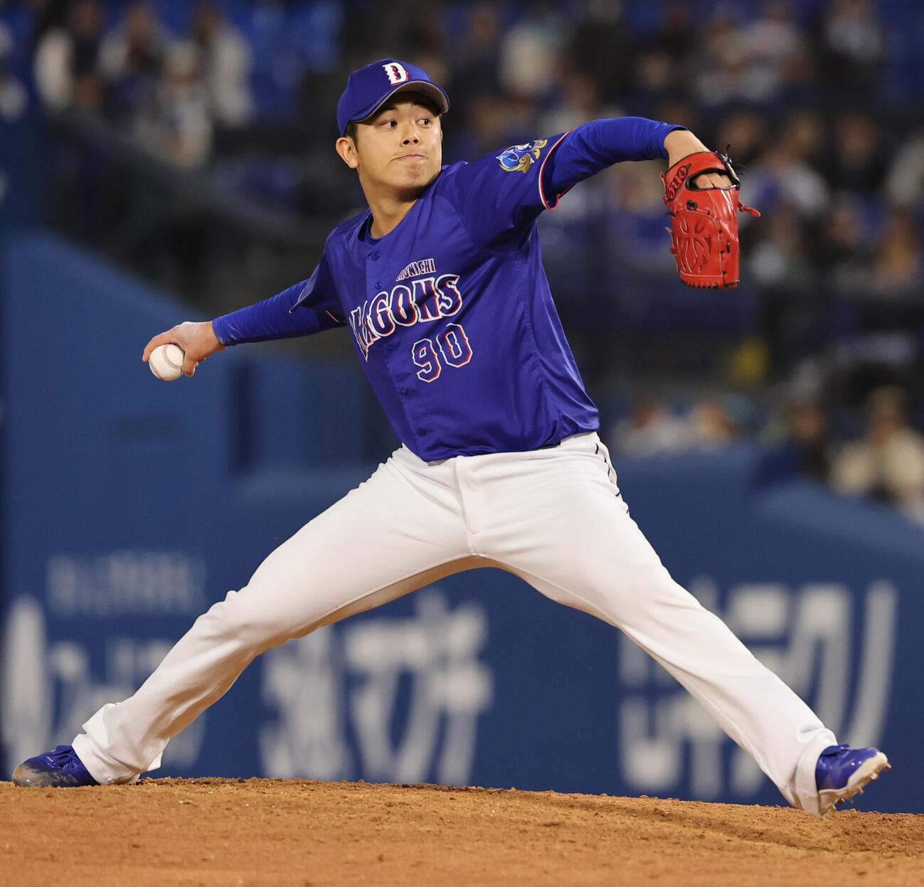 DeNA対中日　力投する中日松山（撮影・野上伸悟）