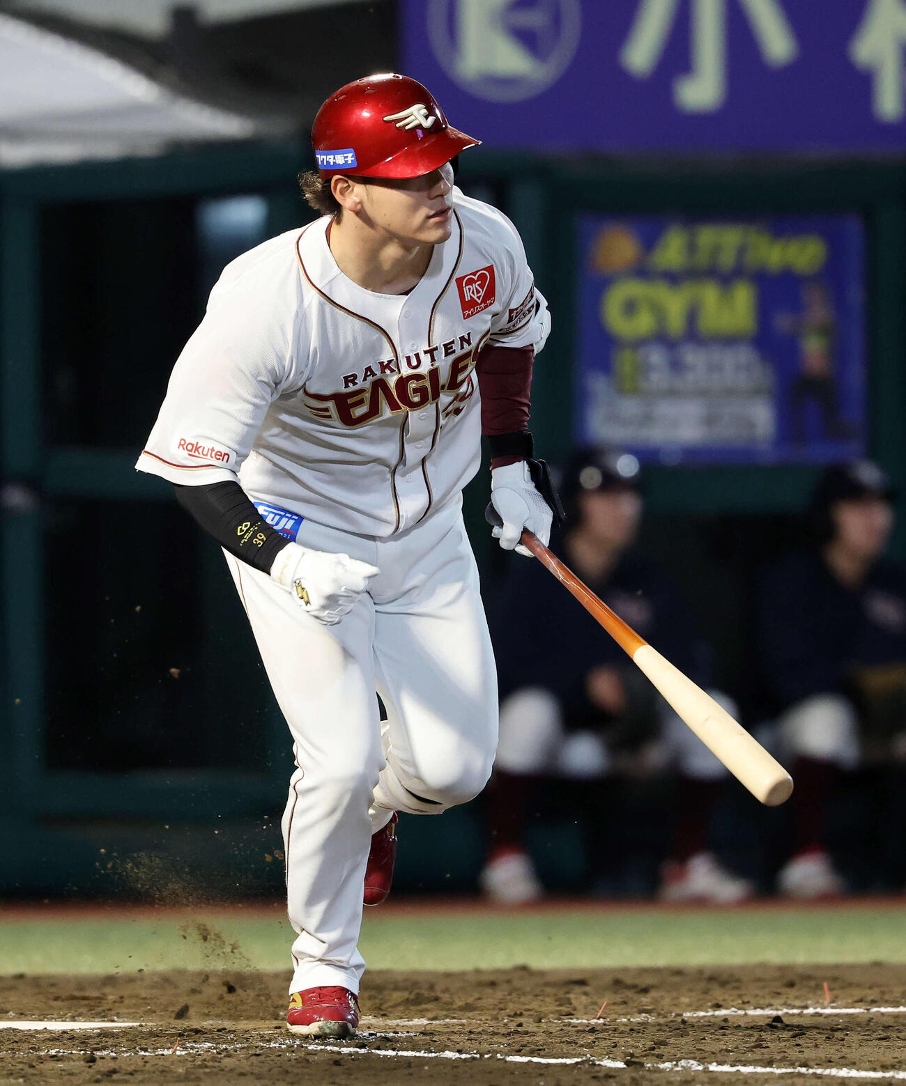 楽天対日本ハム　4回裏楽天無死、伊藤裕は中前打を放つ（撮影・鈴木正人）　