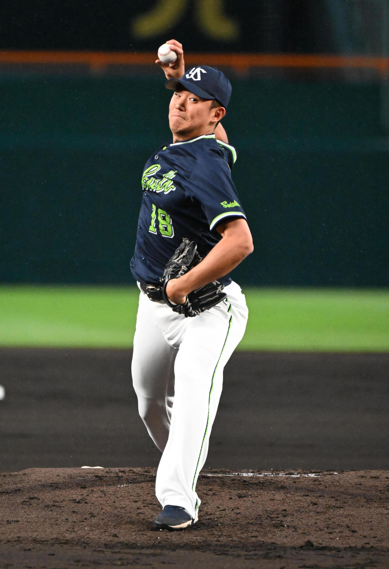 阪神対ヤクルト　ヤクルト先発の奥川（撮影・石井愛子）