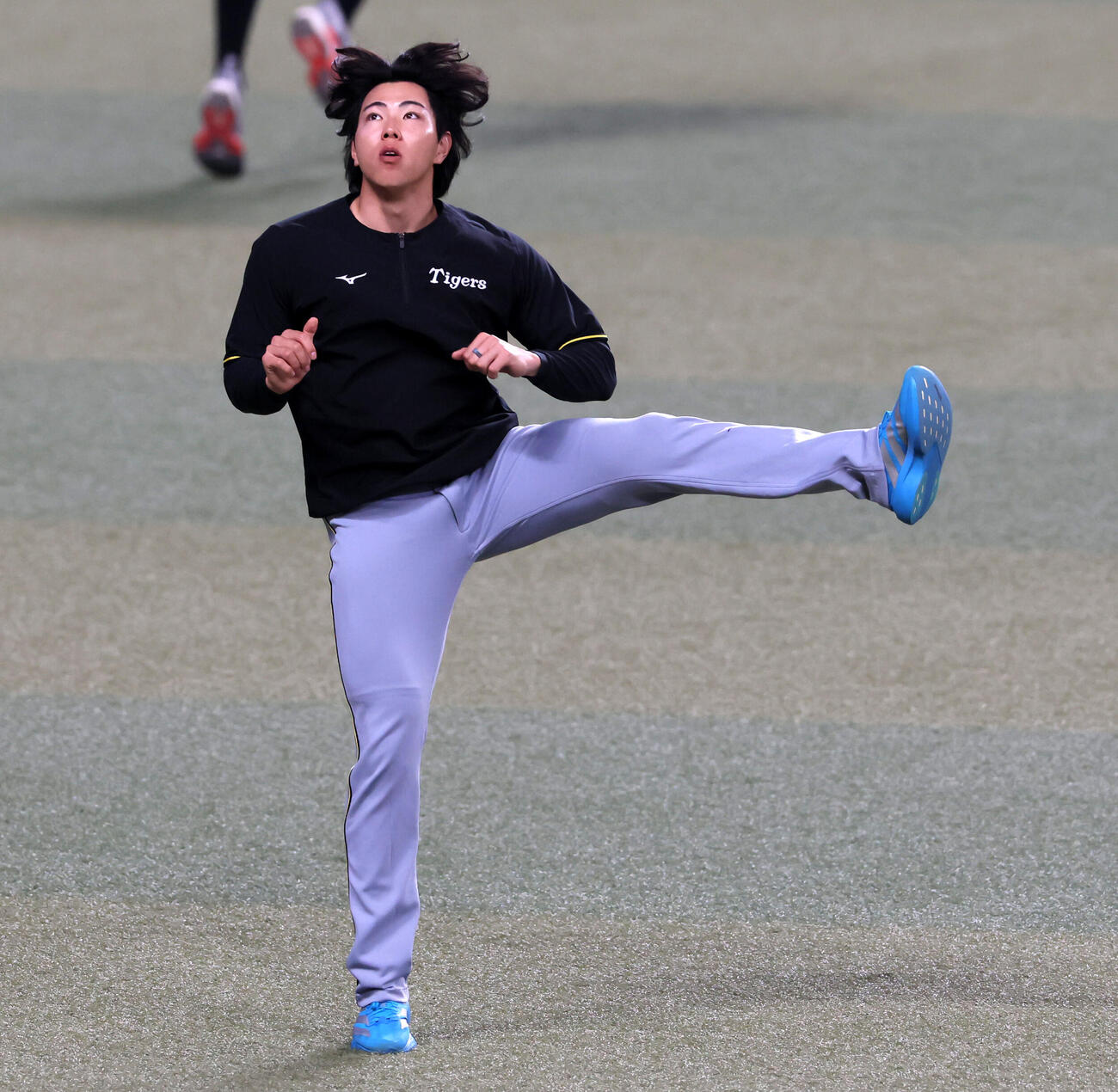 中日対阪神　ウオーミングアップする阪神工藤（撮影・加藤哉）