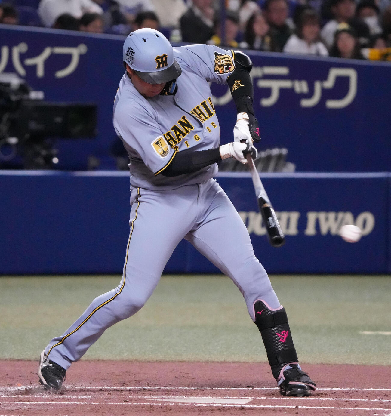 中日対阪神　2回表阪神無死、中前打を放つ大山（撮影・森本幸一）