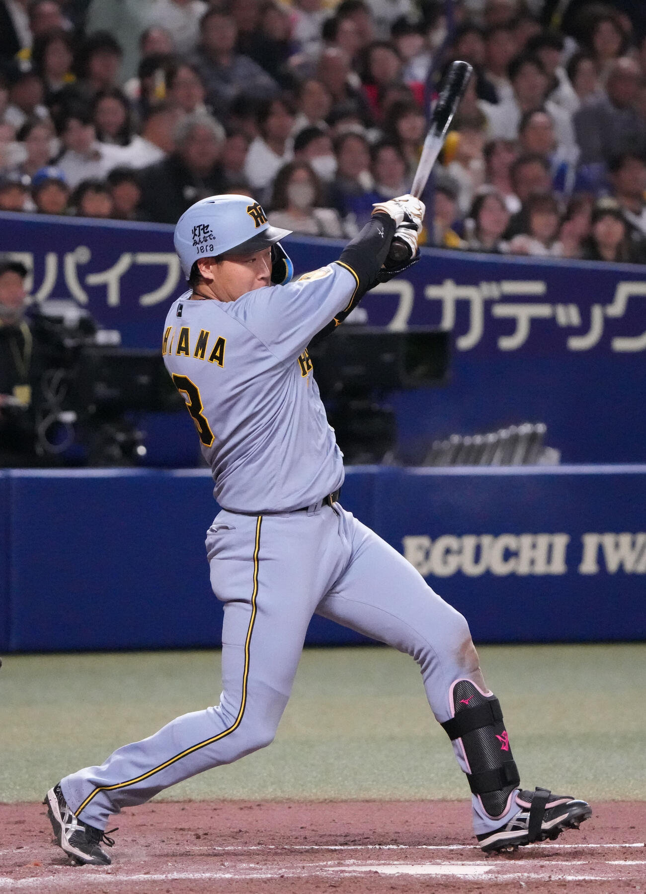 中日対阪神　9回表阪神無死二塁、適時打を放つ大山（撮影・森本幸一）