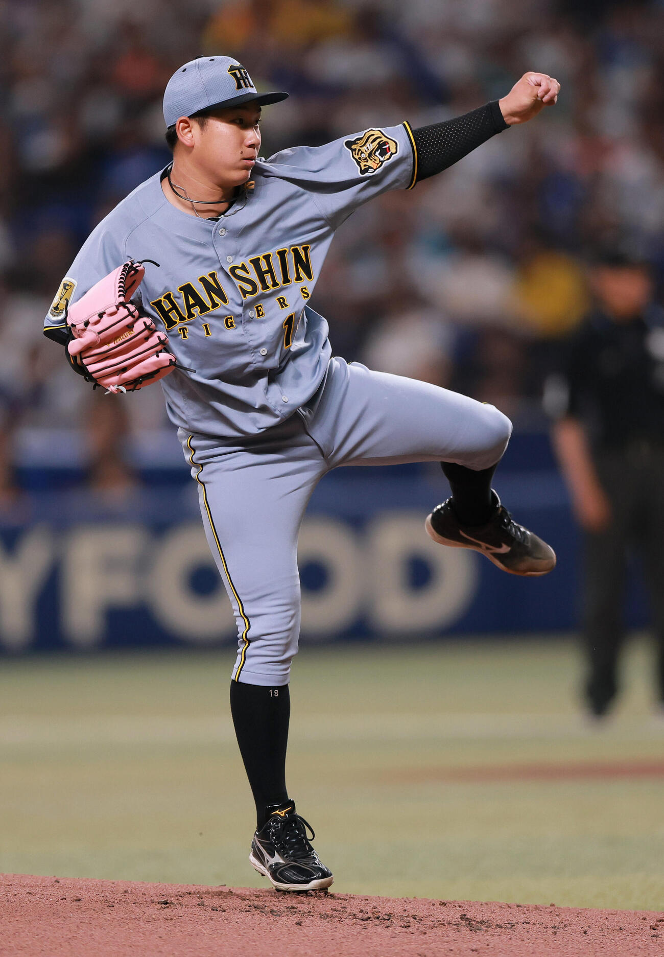 中日対阪神　阪神先発の伊原（撮影・上山淳一）