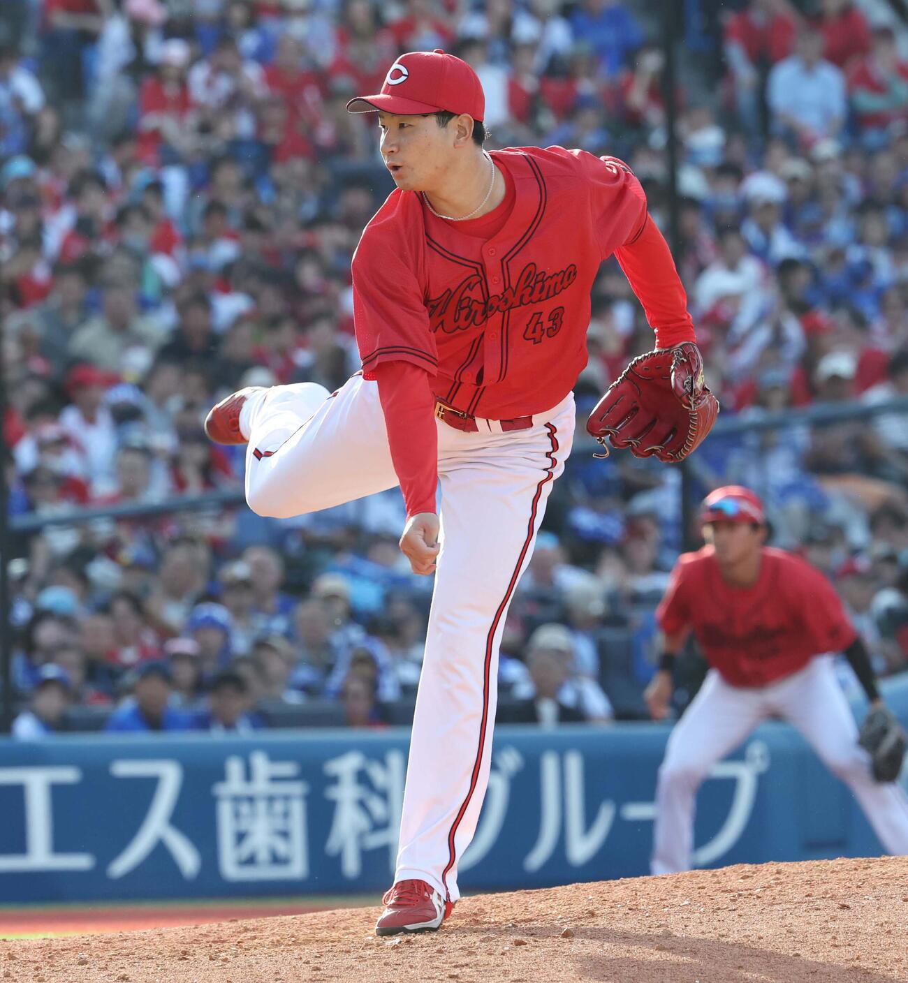 DeNA対広島　8回に登板の島内（撮影・黒川智章）