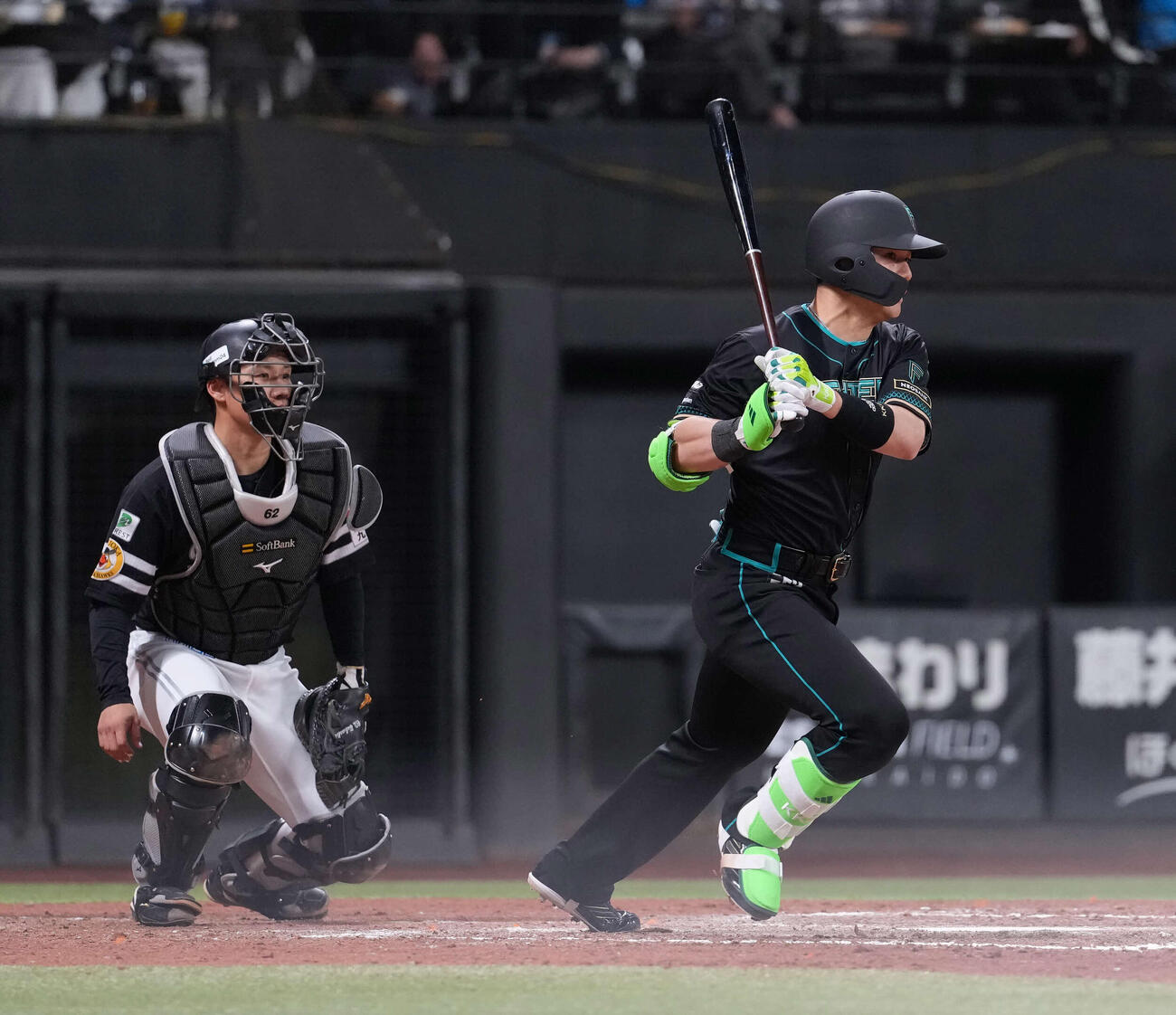 日本ハム対ソフトバンク　7回裏日本ハム2死満塁、適時打を放つ清宮幸（撮影・井上学）