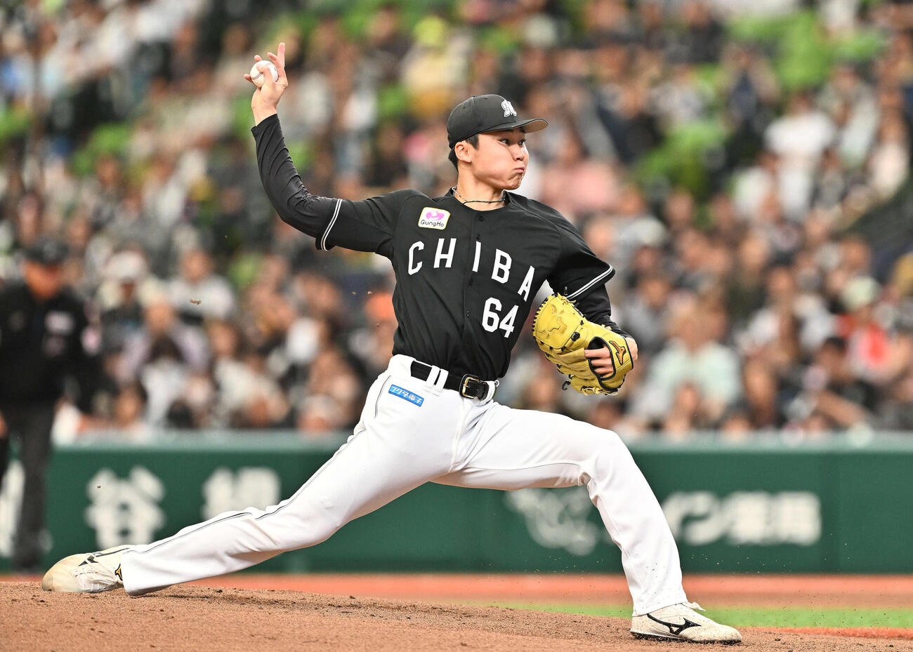 西武対ロッテ　ロッテ先発の広池（撮影・滝沢徹郎）