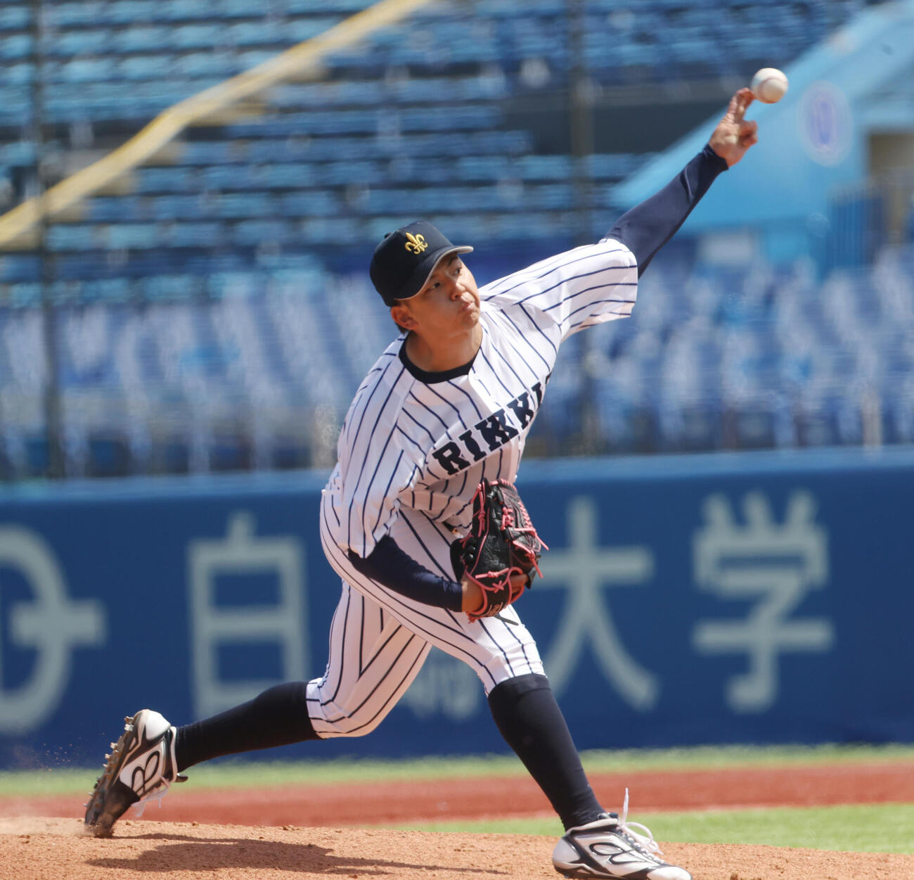 立大対慶大　先発した立大・田中（撮影・柴田隆二）