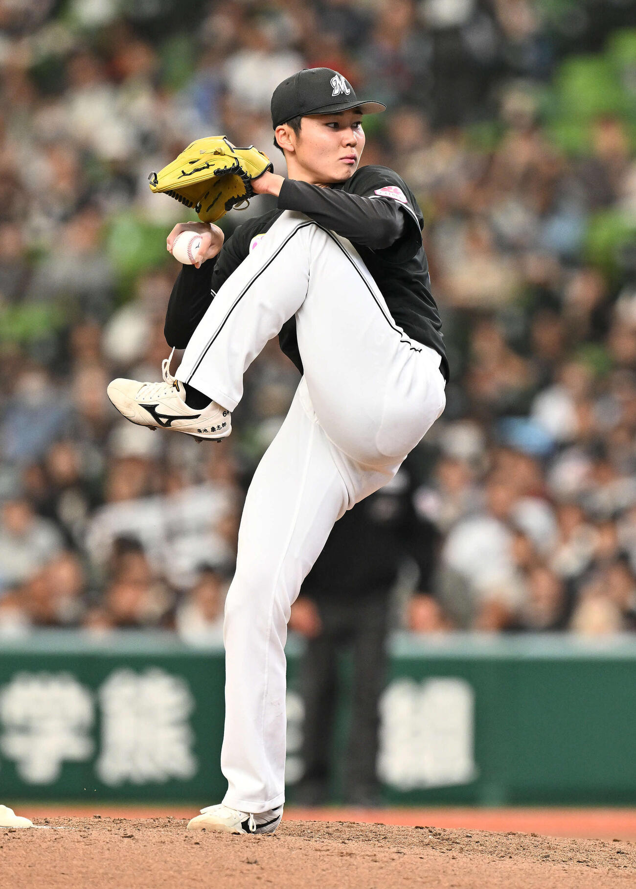 西武対ロッテ　ロッテ先発の広池（撮影・滝沢徹郎）
