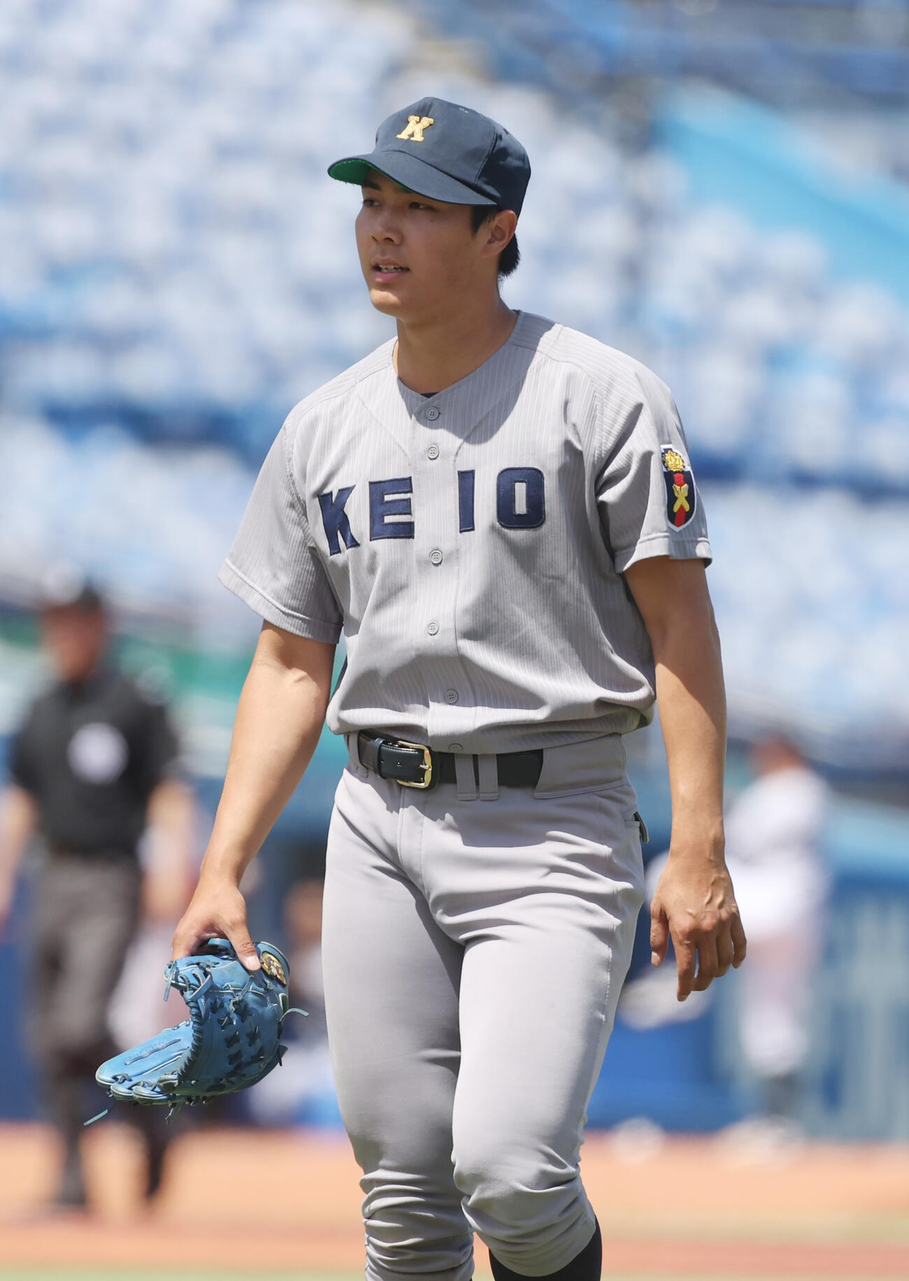 立大対慶大　3回途中で降板する慶大・広池（撮影・柴田隆二）
