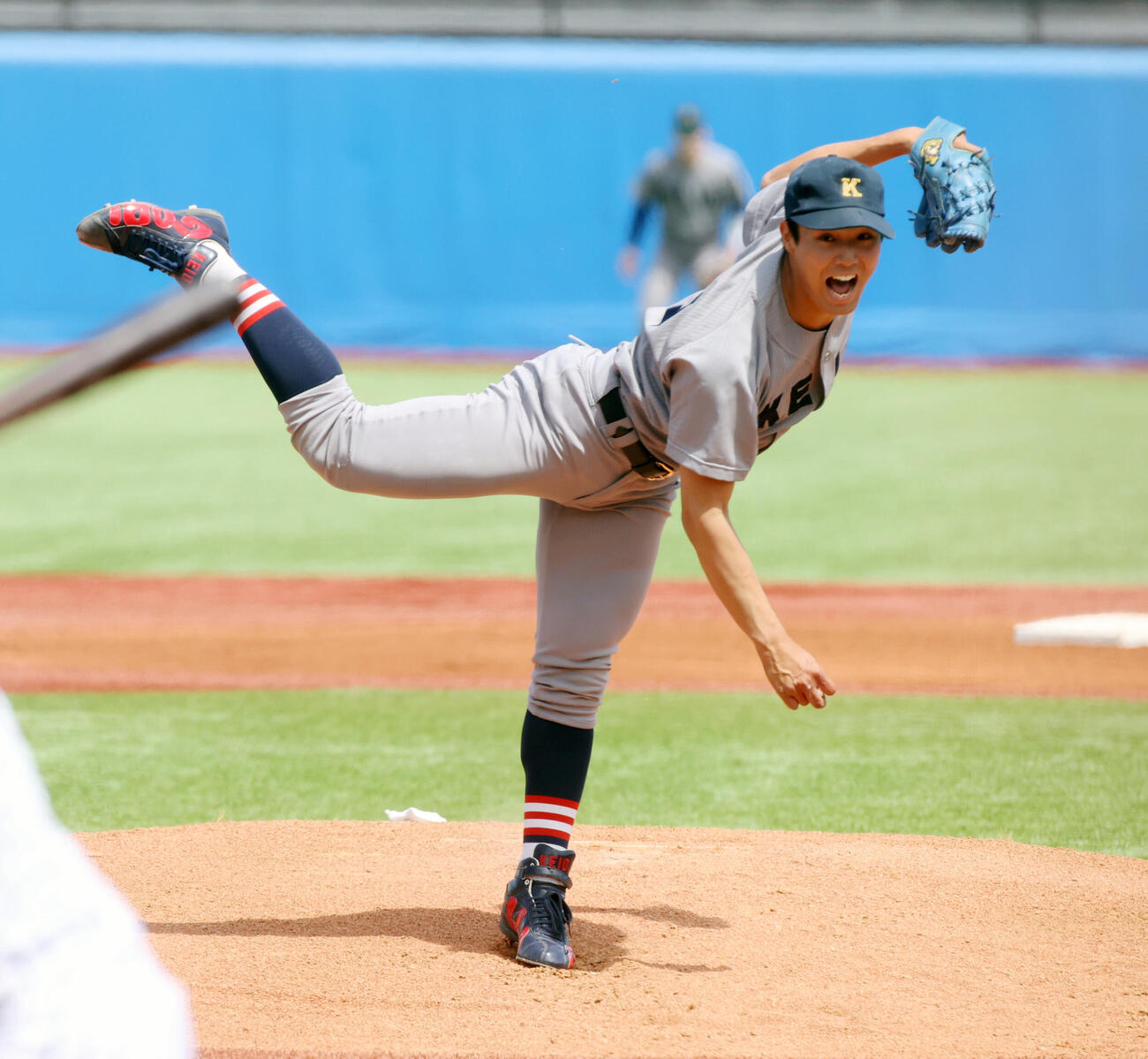 立大対慶大　先発した慶大・広池（撮影・柴田隆二）