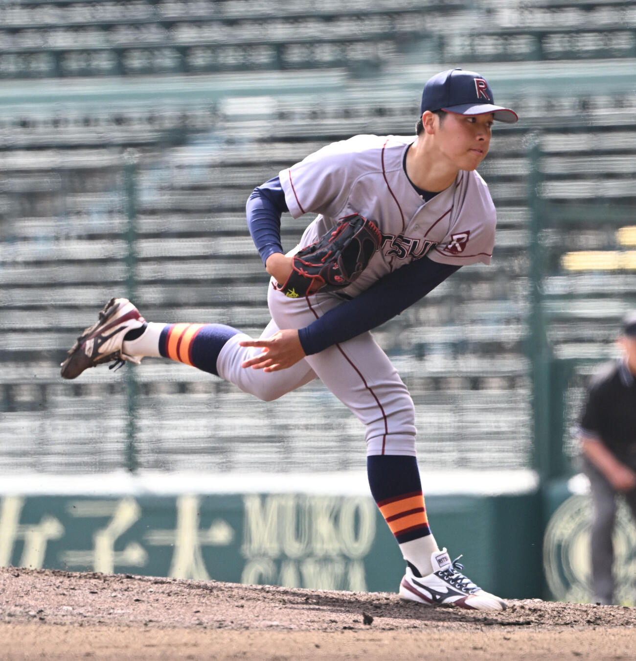 近大対立命大　先発する立命大有馬（撮影・和賀正仁）