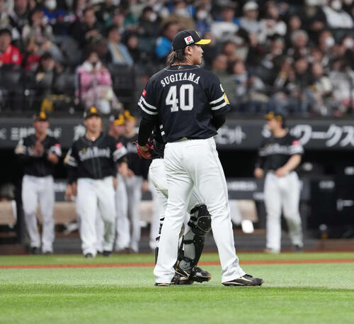 【ソフトバンク】ベンチ殴打で左手骨折の杉山一樹が手術　復帰まで１～２カ月の見込み