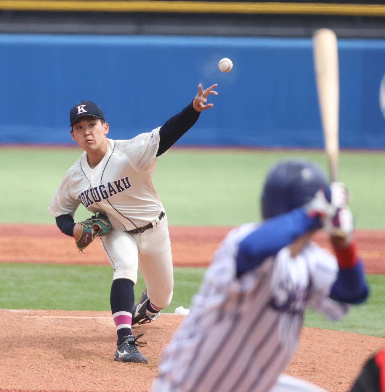国学院大対立正大　先発した国学院大・藤本（撮影・柴田隆二）
