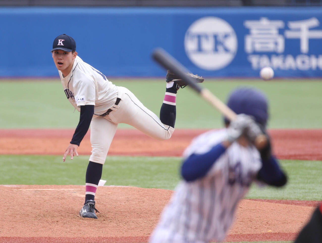 国学院大対立正大　先発した国学院大・藤本（撮影・柴田隆二）