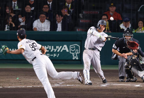 巨人】大城卓三が5試合ぶりのスタメン起用に応える値千金の同点ソロ