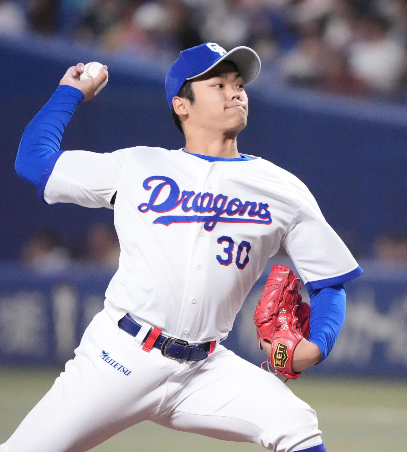 中日対広島　7回表、中日3番手で登板する根尾（撮影・森本幸一）