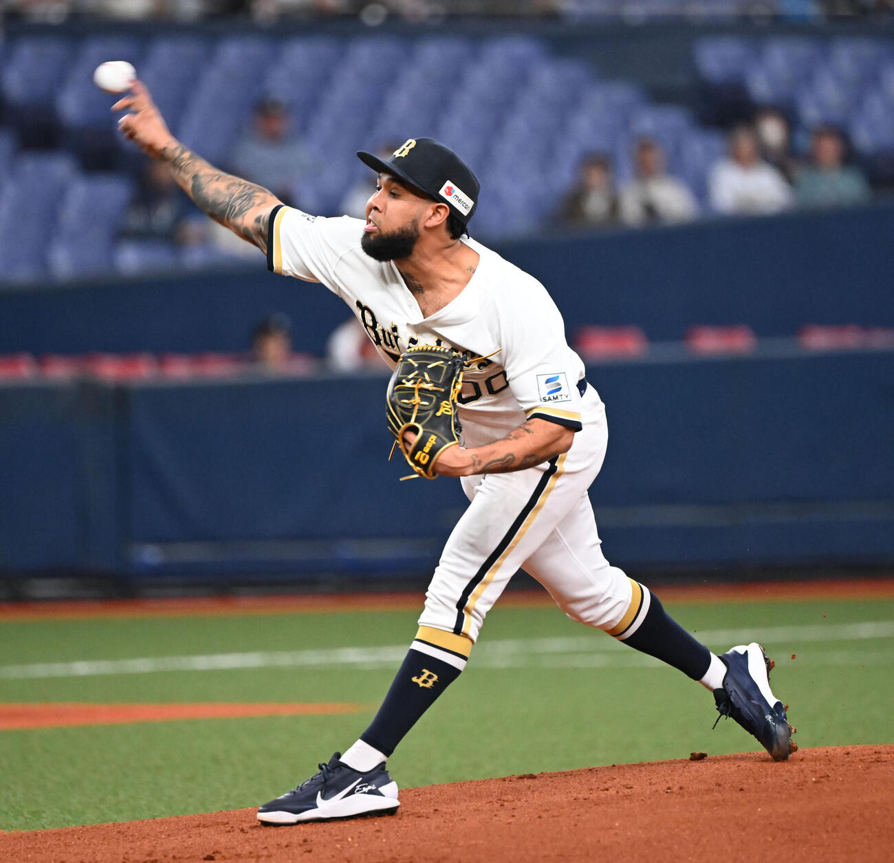 オリックス対西武　先発するオリックス・エスピノーザ（撮影・和賀正仁）